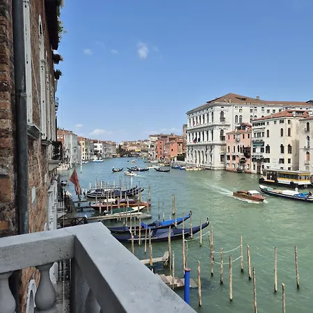 Sina Centurion Palace