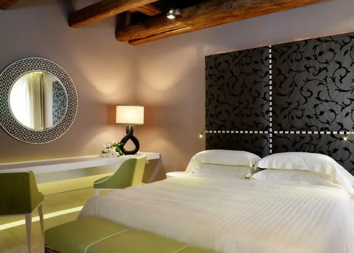 Sina Centurion Palace