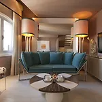 Sina Centurion Palace Hotel