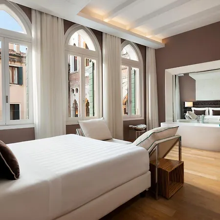 Sina Centurion Palace