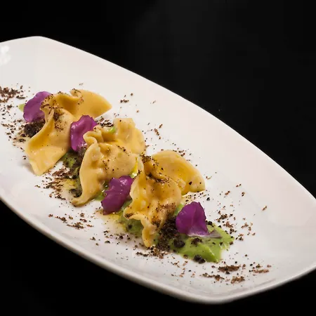 Sina Centurion Palace