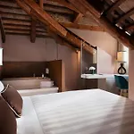 Sina Centurion Palace Szálloda 5*