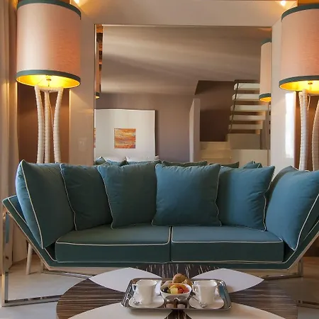 Sina Centurion Palace מלון