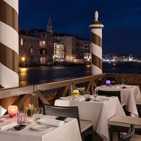 Sina Centurion Palace