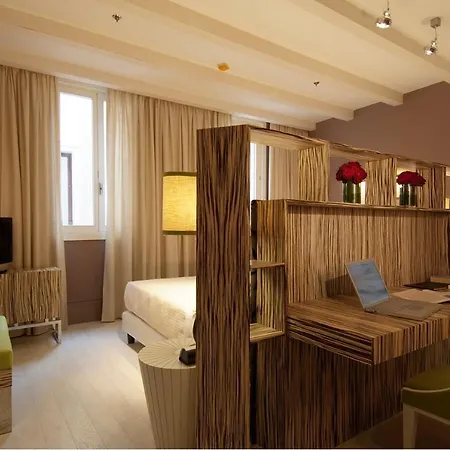 Sina Centurion Palace מלון 5*