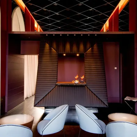 מלון Sina Centurion Palace
