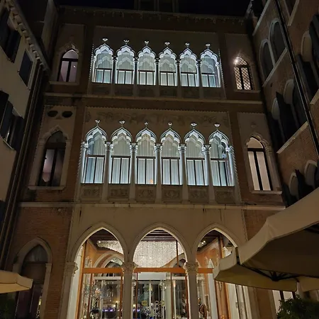 Sina Centurion Palace Hotel 5*