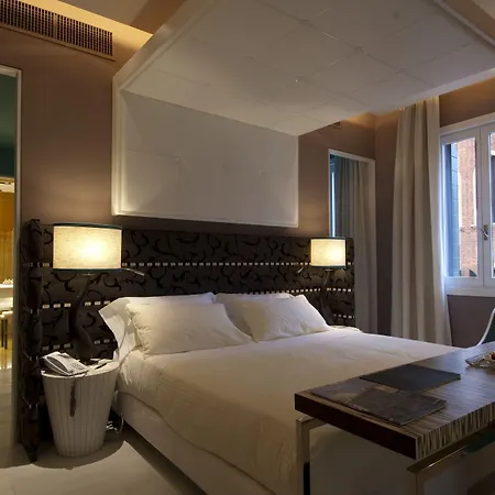 Sina Centurion Palace Hotel