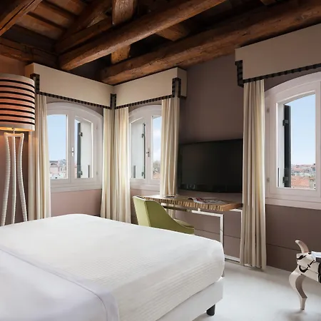 Sina Centurion Palace 5* Benátky