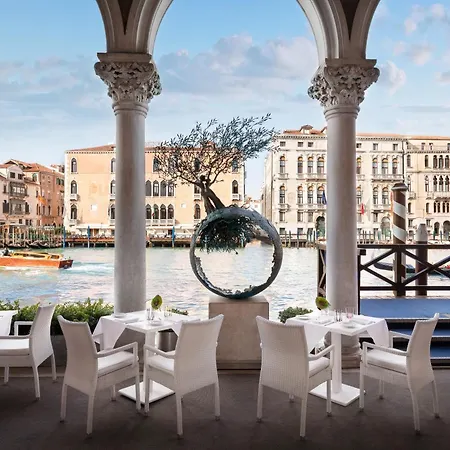 Sina Centurion Palace