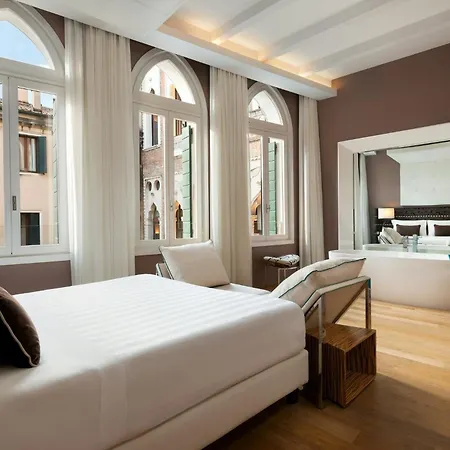 Sina Centurion Palace 5*
