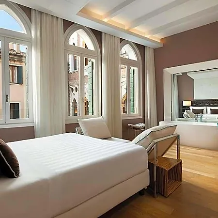 Sina Centurion Palace 5*