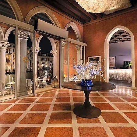 Sina Centurion Palace