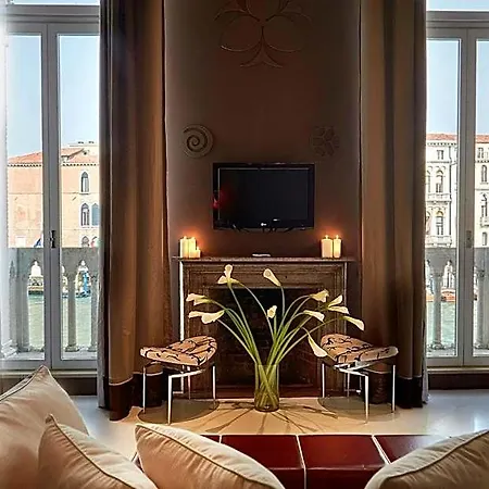 Sina Centurion Palace Hotel