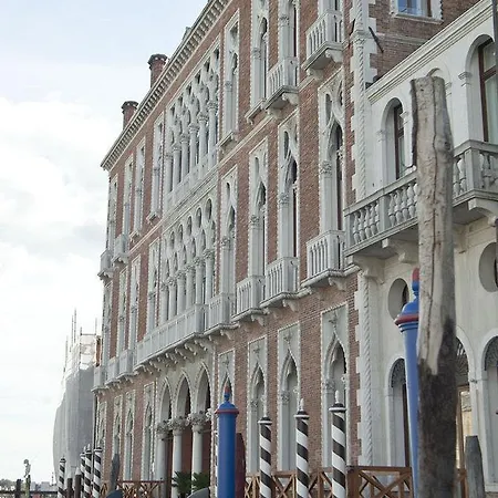 Sina Centurion Palace Benátky