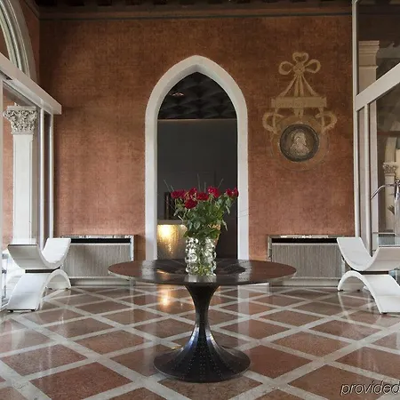 Sina Centurion Palace