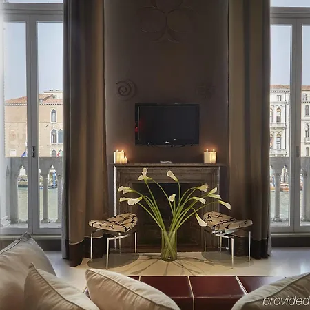 Sina Centurion Palace מלון