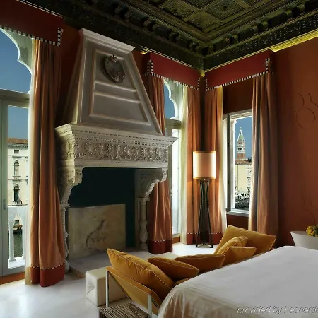 מלון Sina Centurion Palace