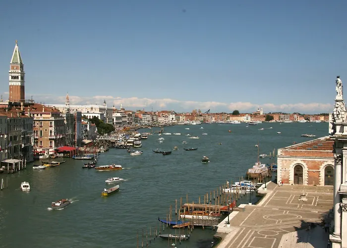 酒店 森图伦宫辛那酒店