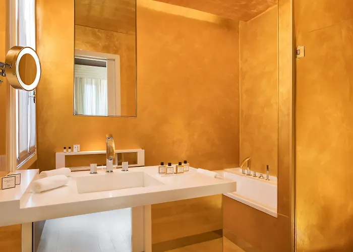 Sina Centurion Palace Otel 5*